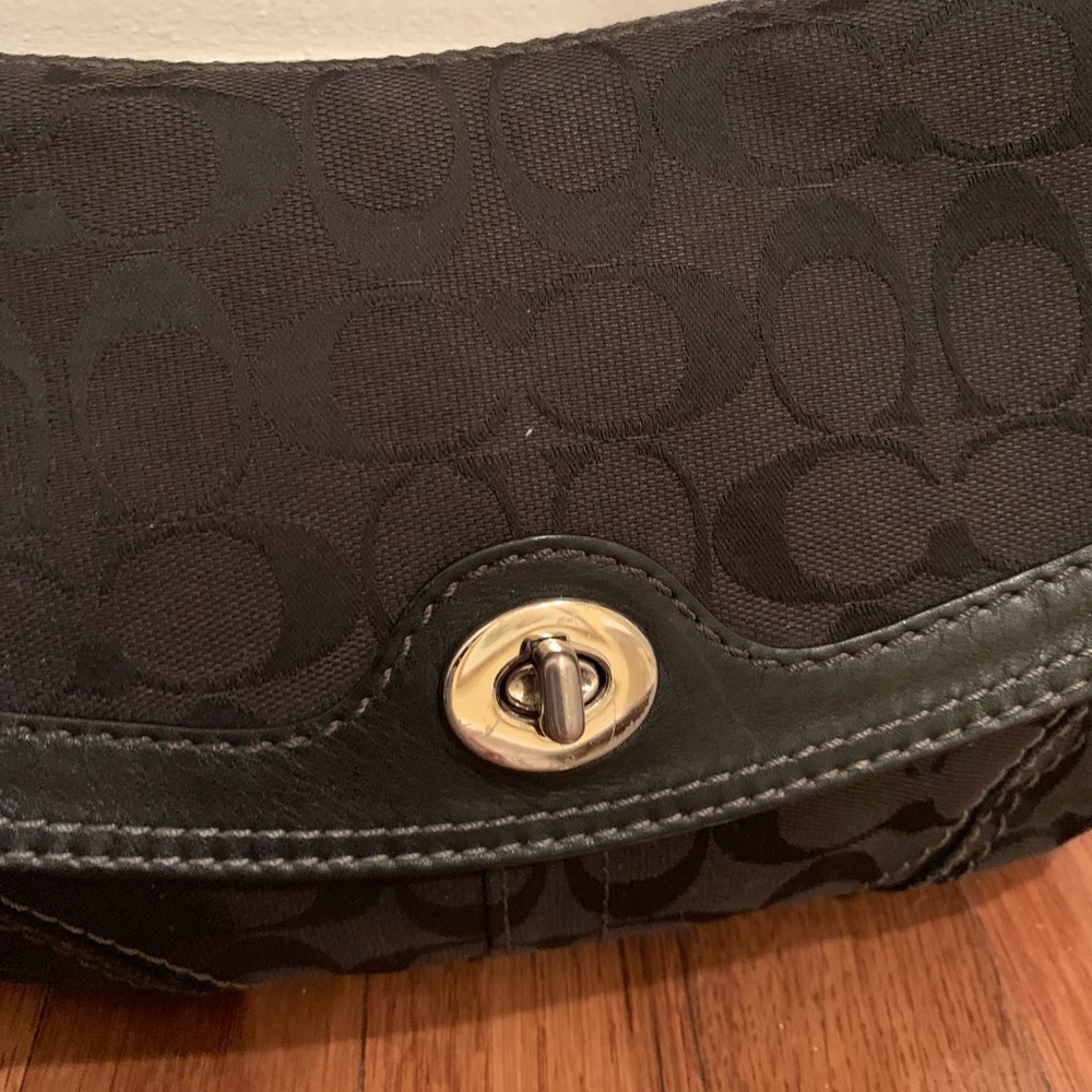 Coach Handbag - Picture 5 of 8